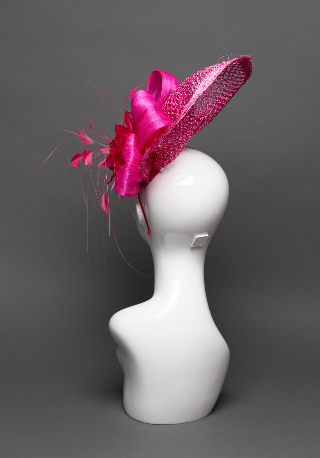 THG3105 - The Hat Girls