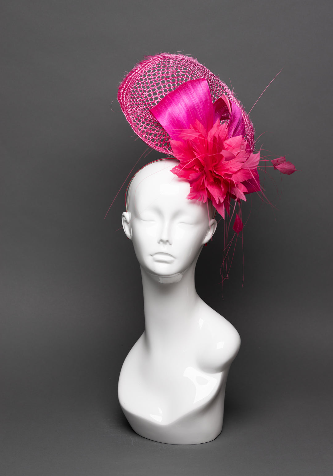 THG3105 - The Hat Girls