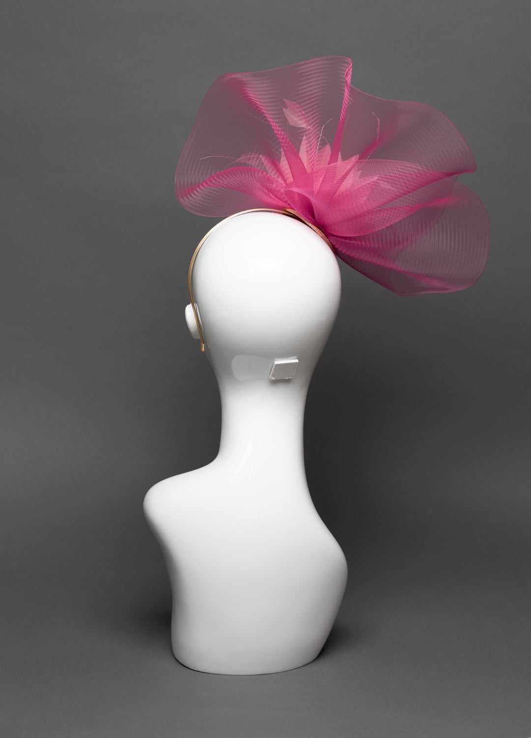 THG3109 - The Hat Girls