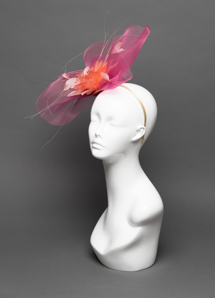 THG3110 - The Hat Girls