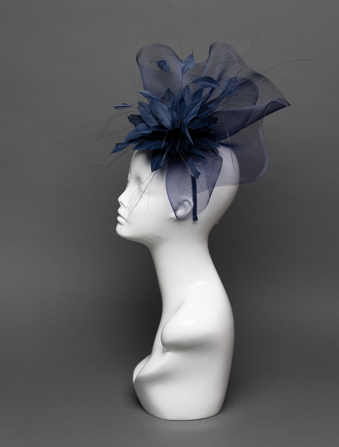 THG3114 - The Hat Girls