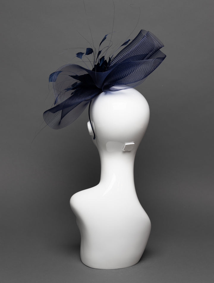 THG3114 - The Hat Girls