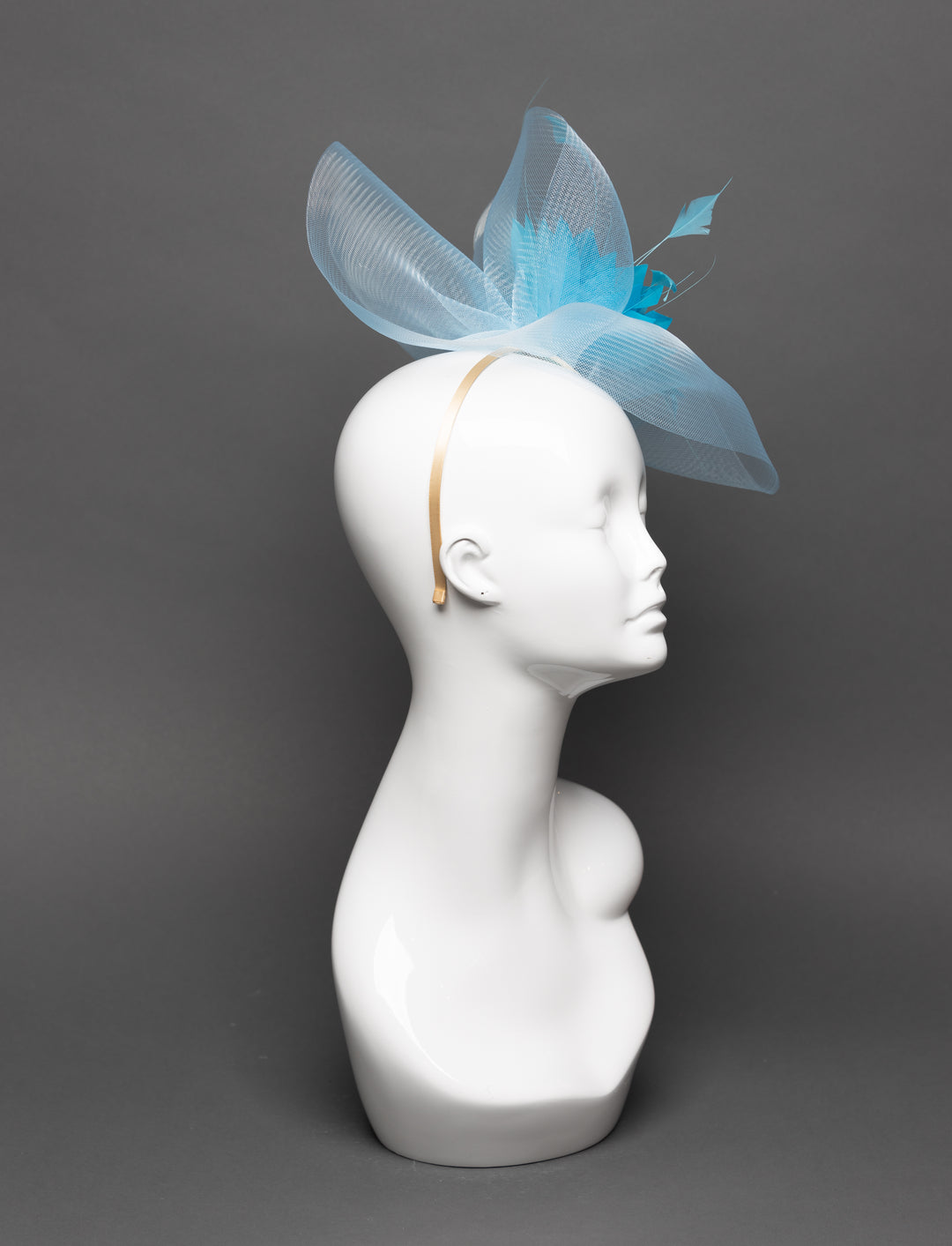 THG3120 - The Hat Girls