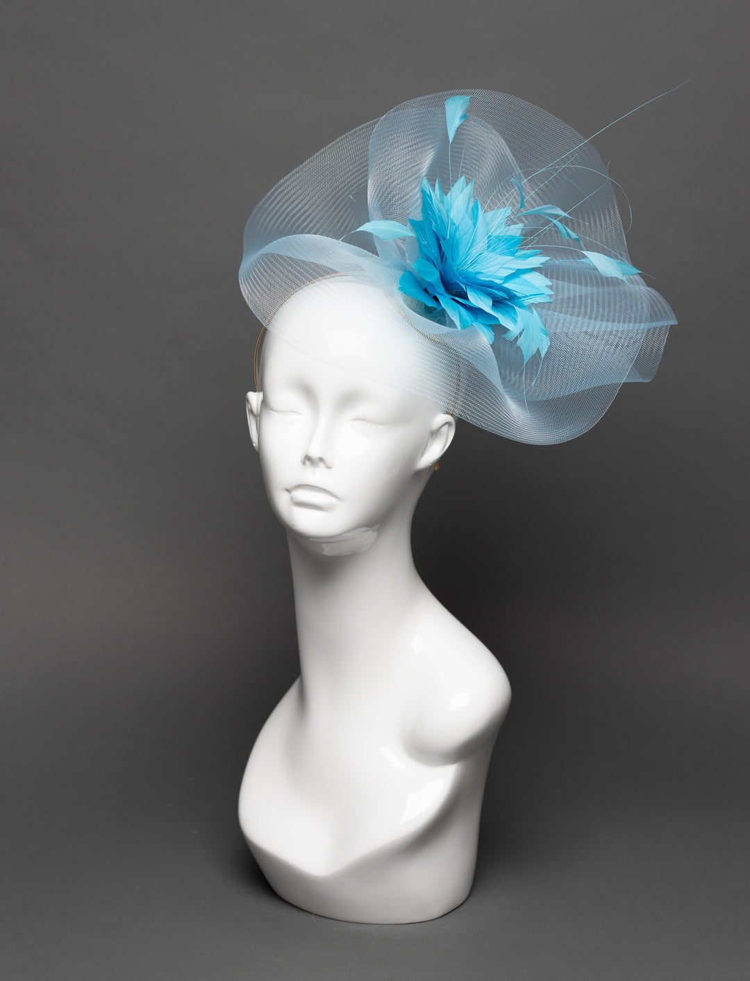 THG3120 - The Hat Girls