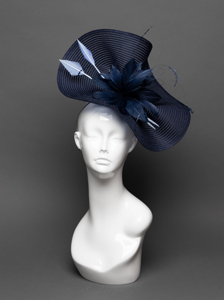 THG3127 - The Hat Girls