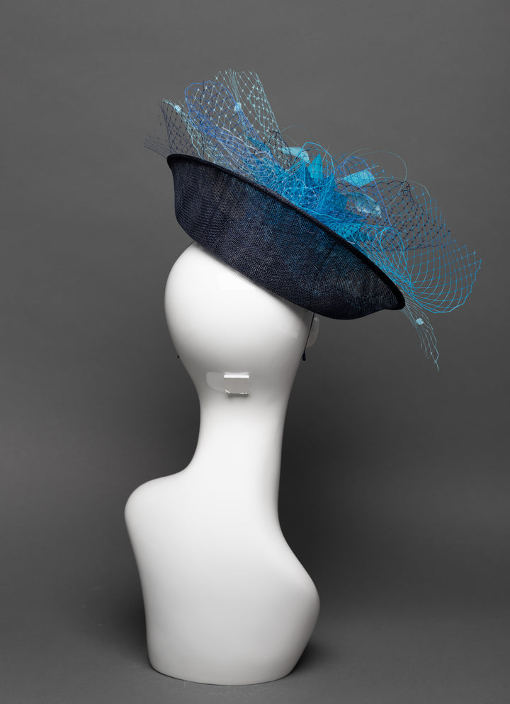 THG3133 - The Hat Girls