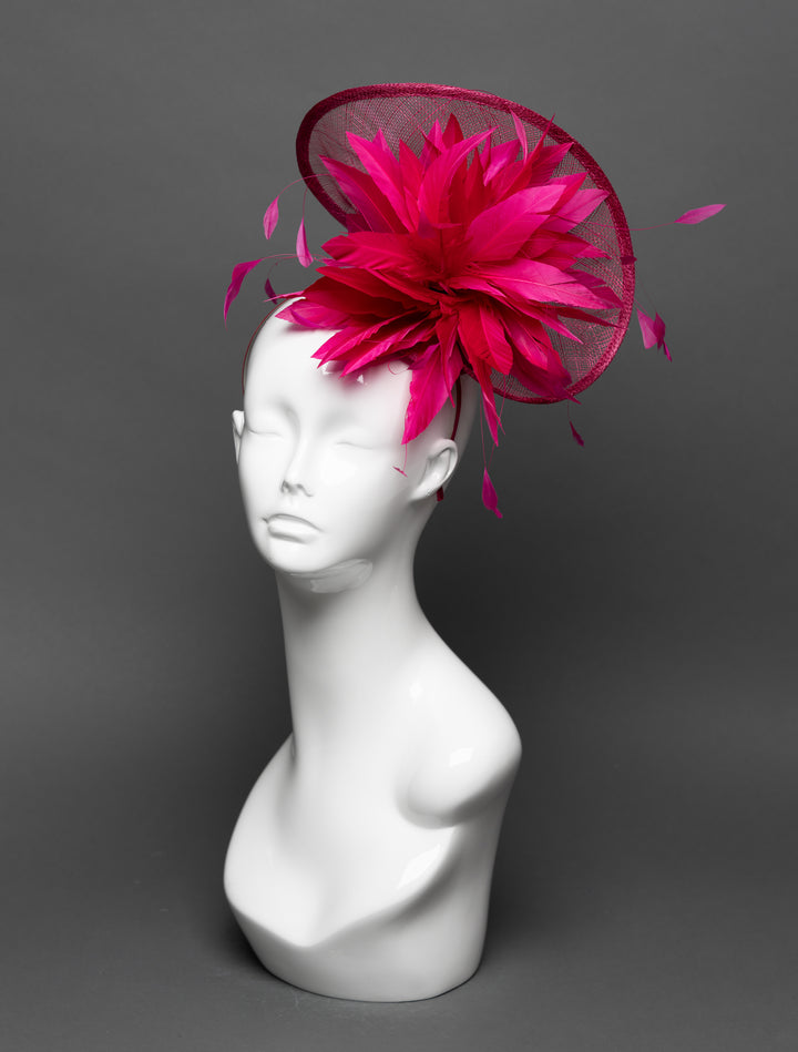 THG3145 - The Hat Girls