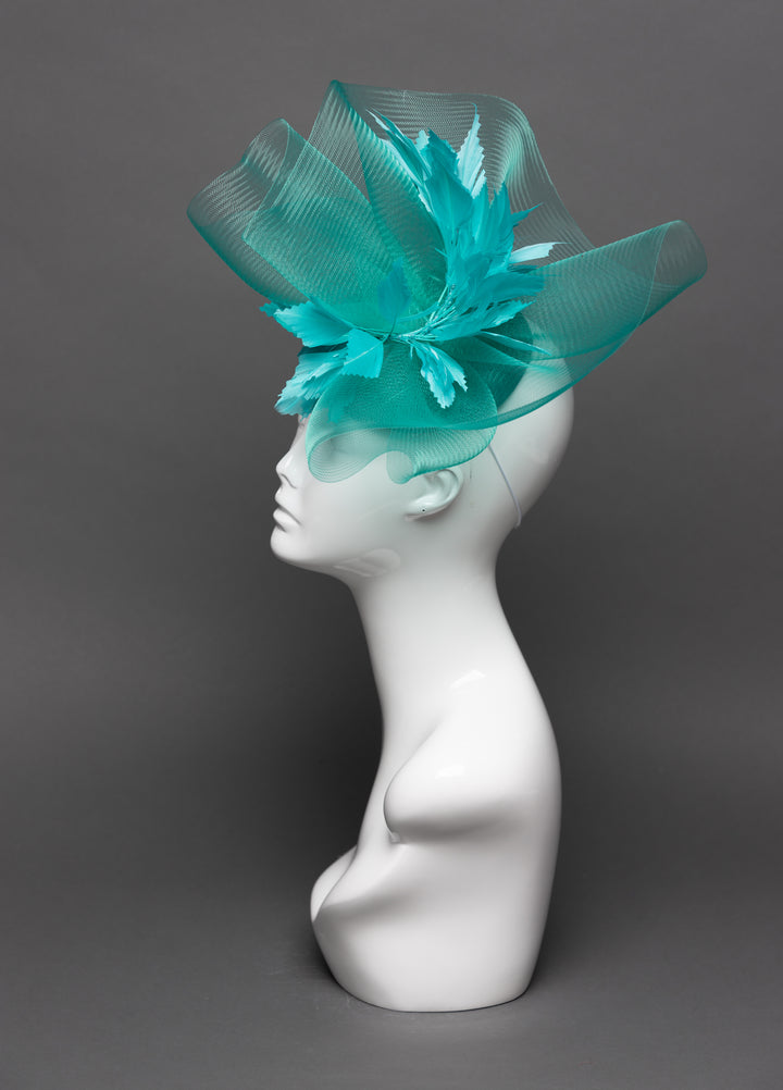 THG3152 - The Hat Girls