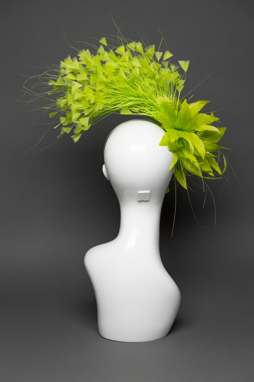 THG3248 - The Hat Girls