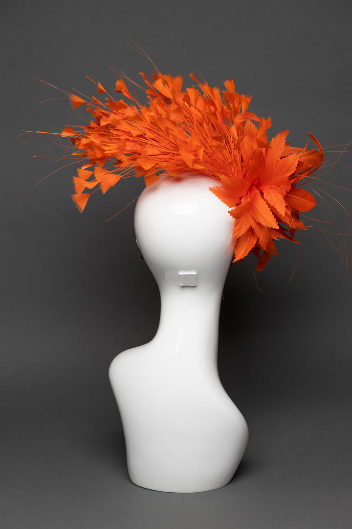 THG3250 - The Hat Girls