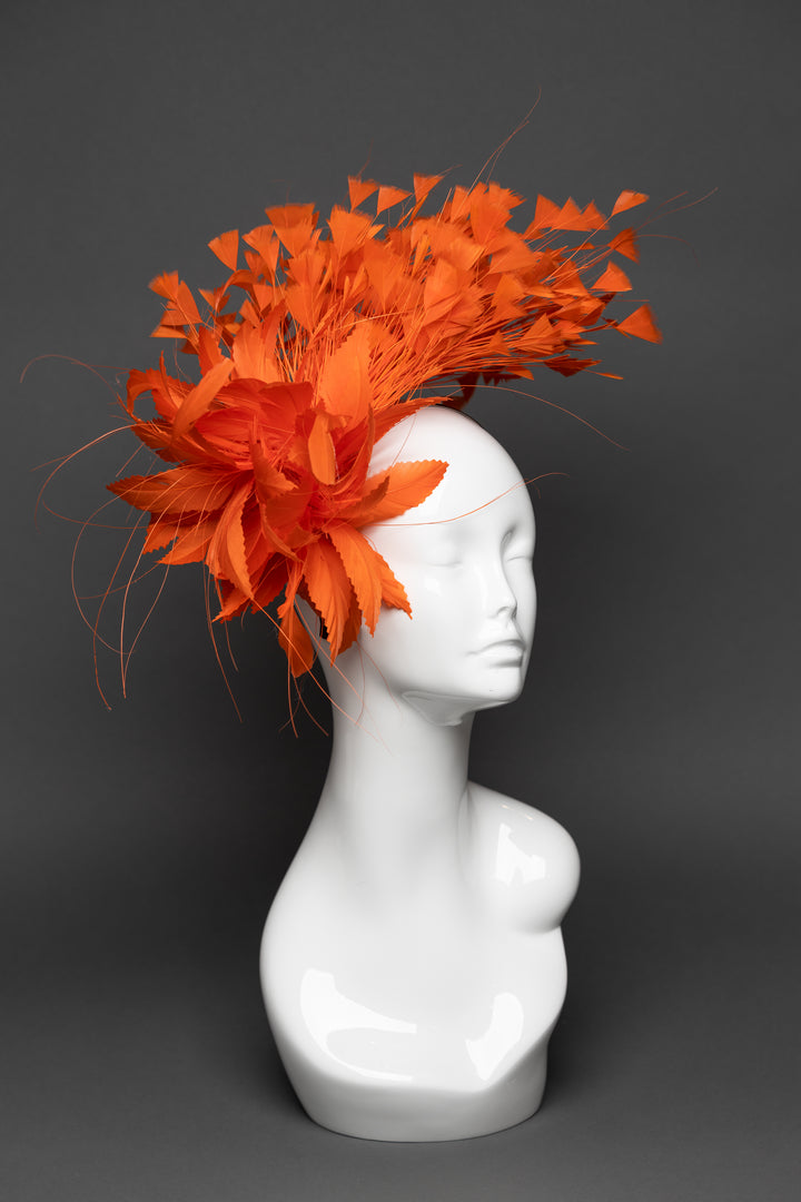 THG3250 - The Hat Girls