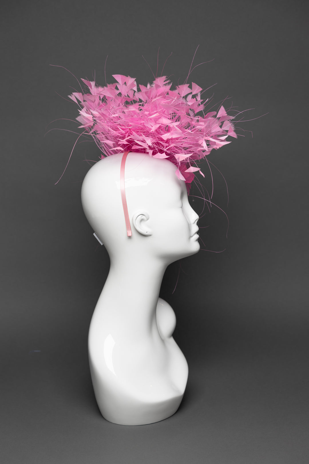 THG3254 - The Hat Girls