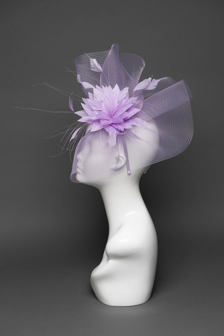 THG3269 - The Hat Girls