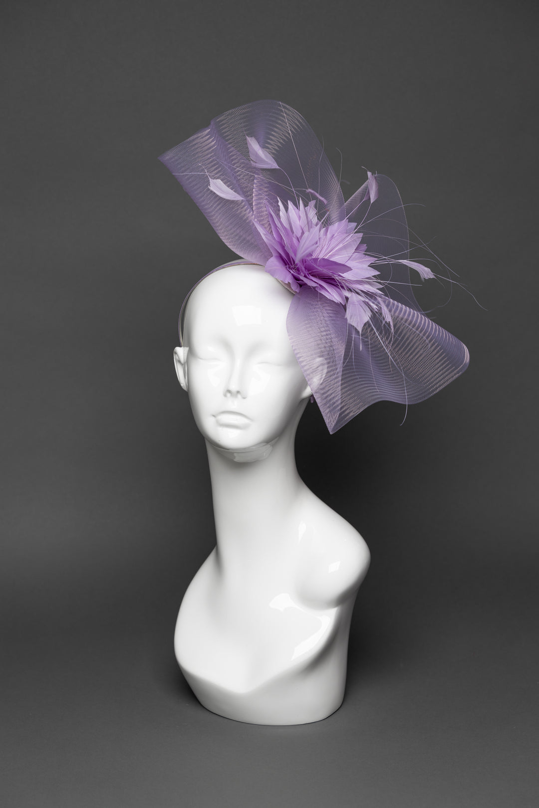 THG3269 - The Hat Girls