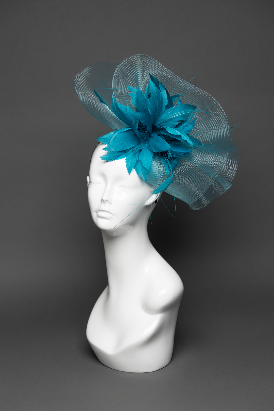 THG3276 - The Hat Girls