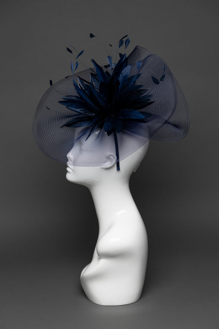 THG3279 - The Hat Girls