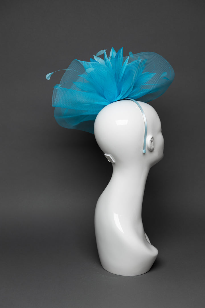 THG3291 - The Hat Girls