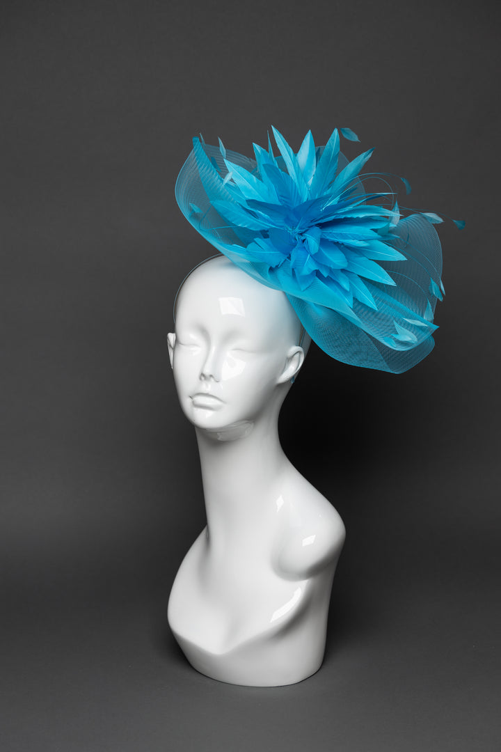 THG3291 - The Hat Girls