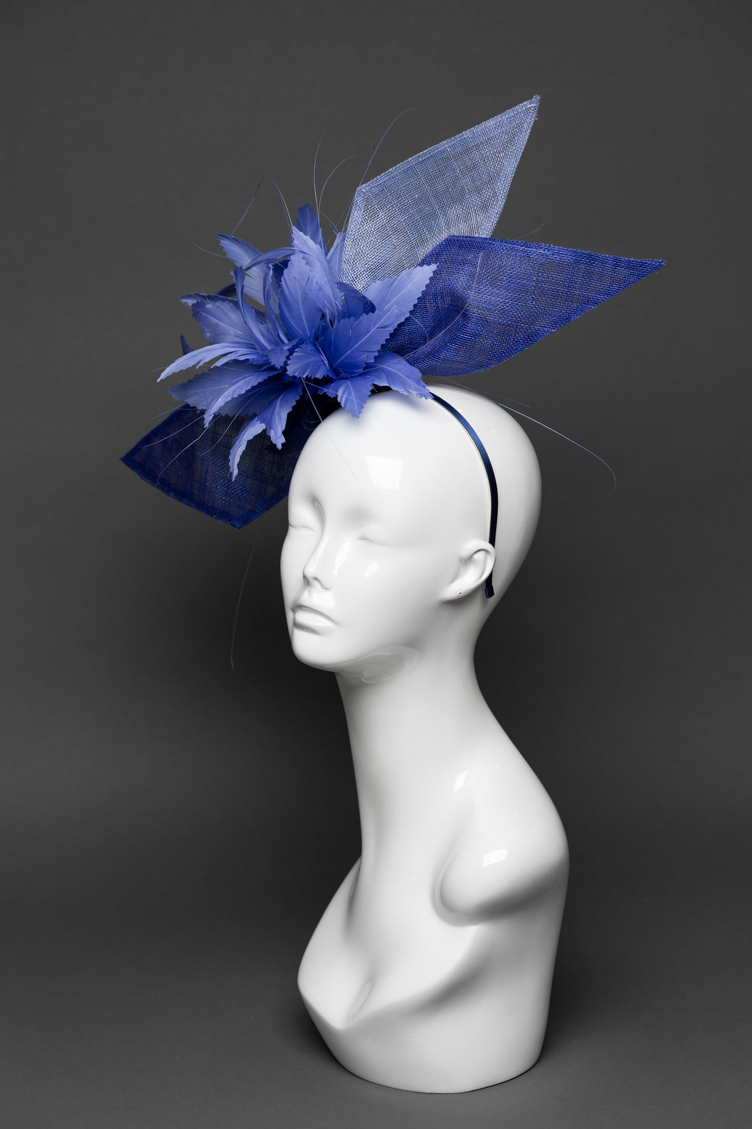 THG3300 - The Hat Girls