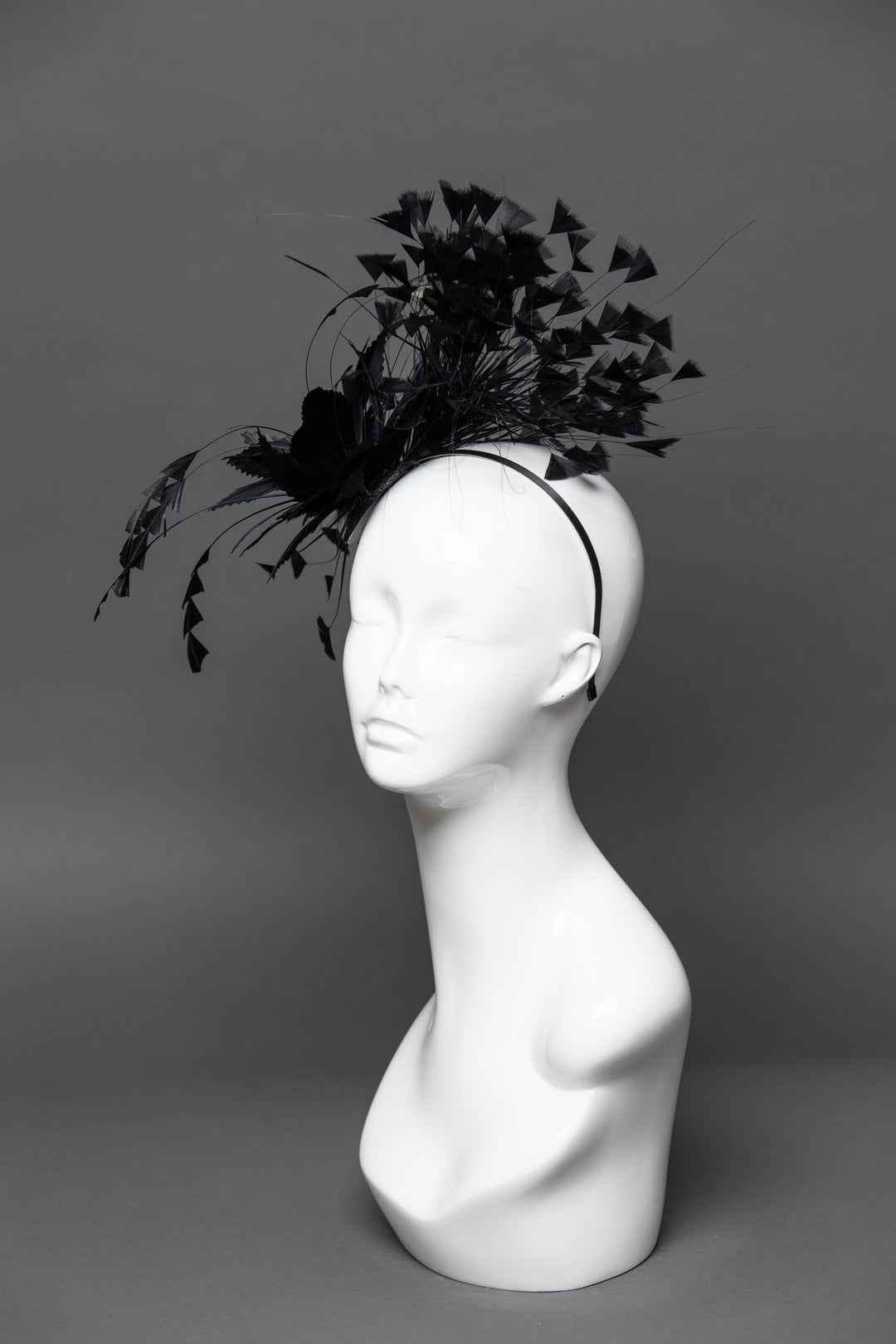 THG3305 - The Hat Girls