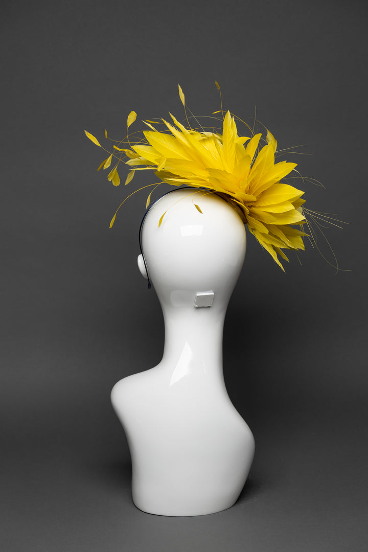 THG3308 - The Hat Girls