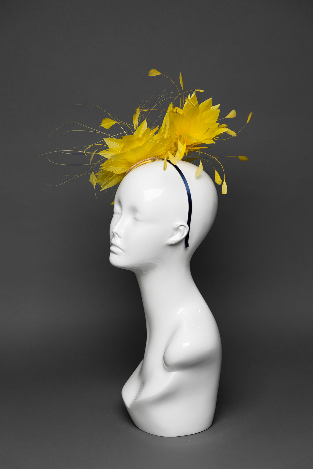 THG3308 - The Hat Girls