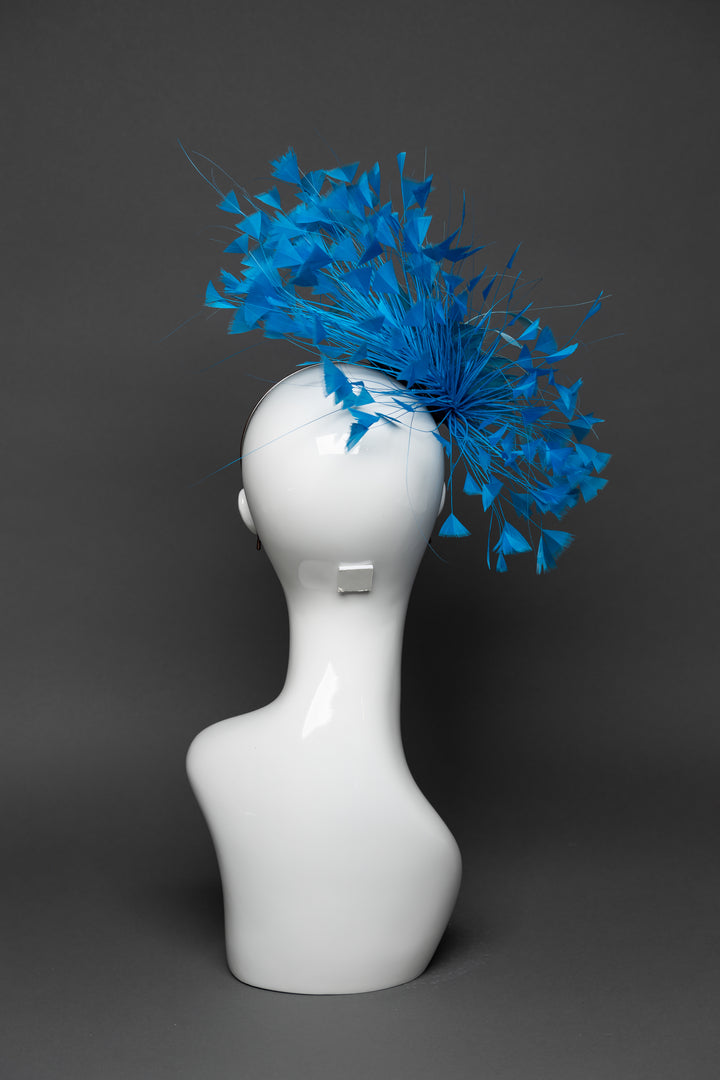 THG3311 - The Hat Girls