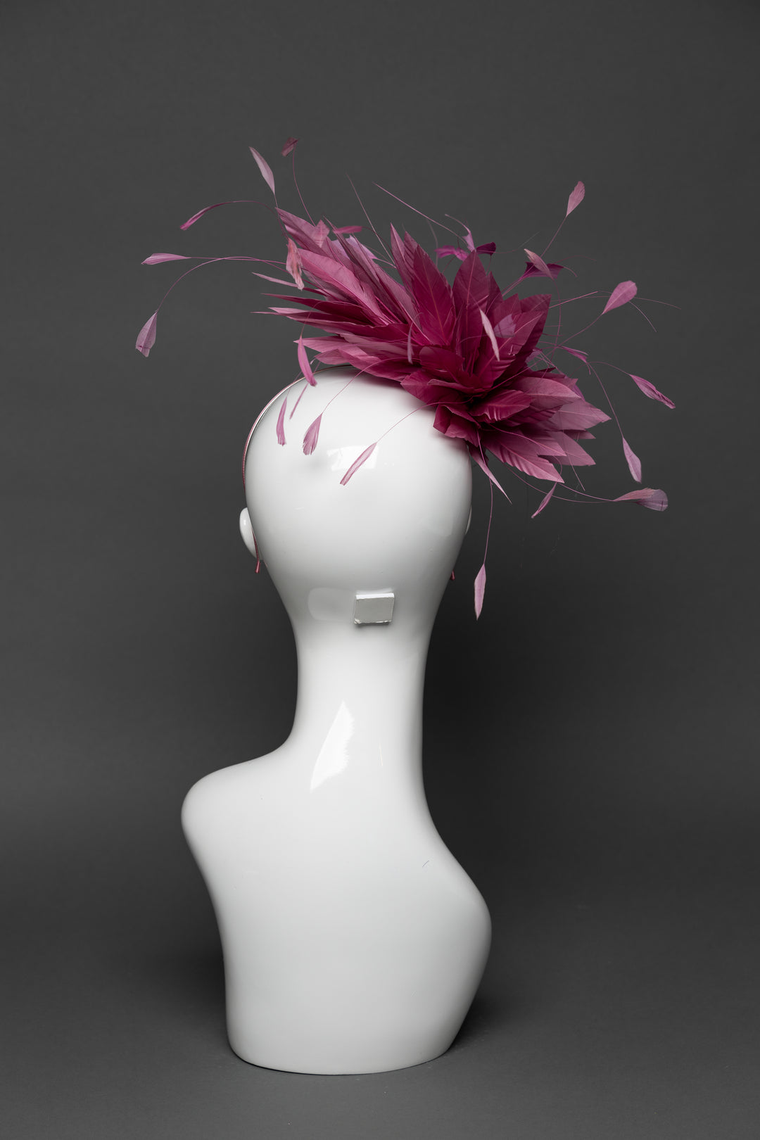 THG3323 - The Hat Girls