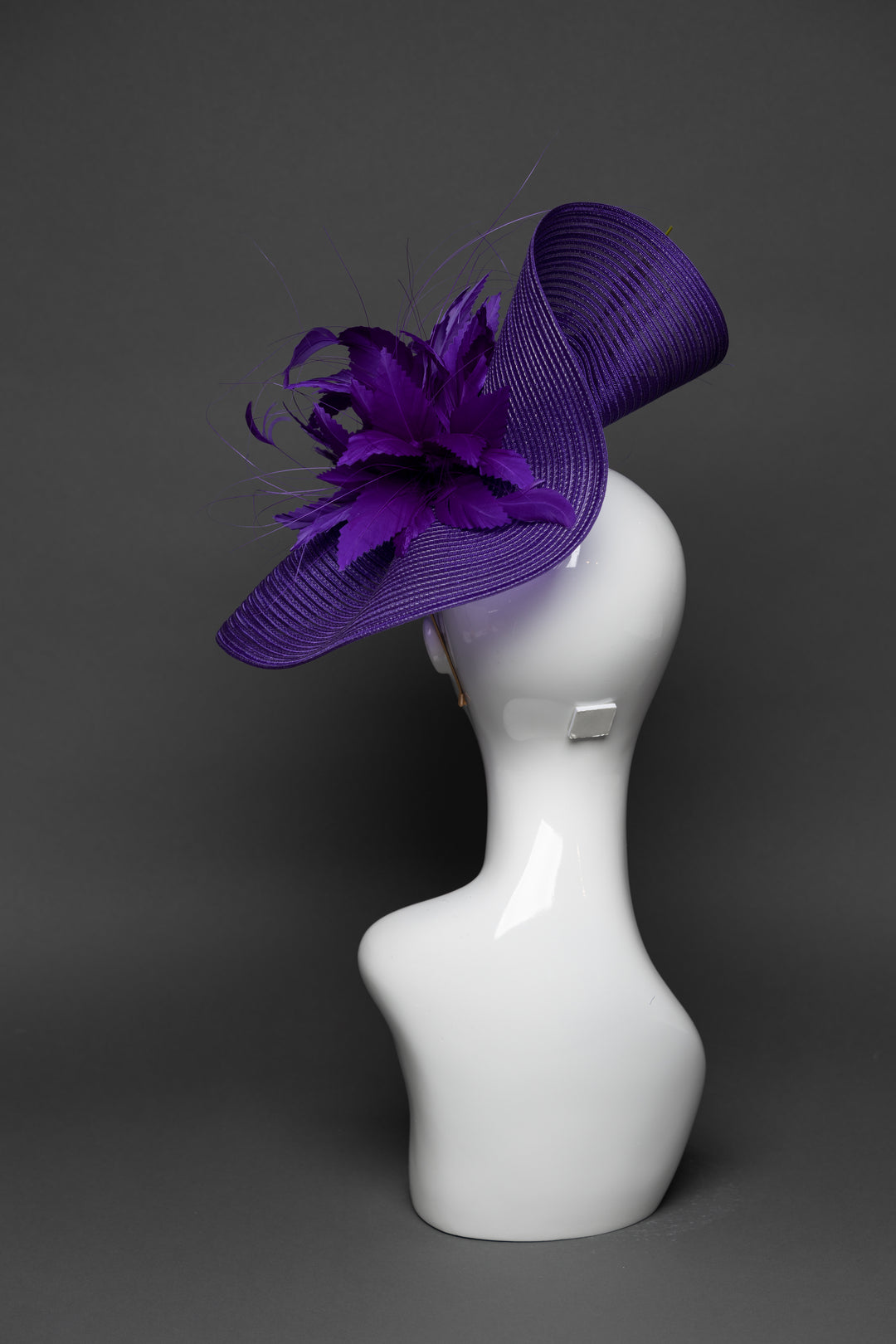 THG3327 - The Hat Girls