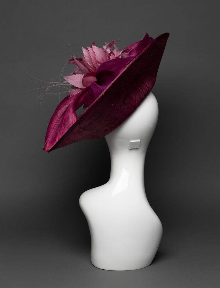 THG3400 - The Hat Girls