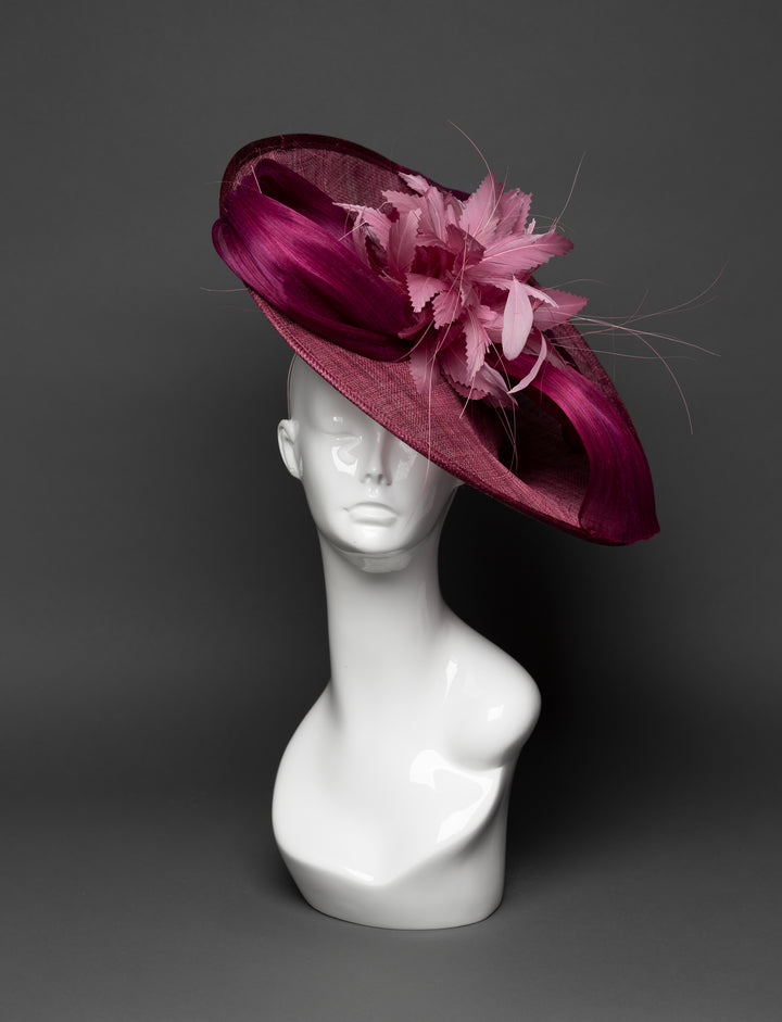 THG3400 - The Hat Girls