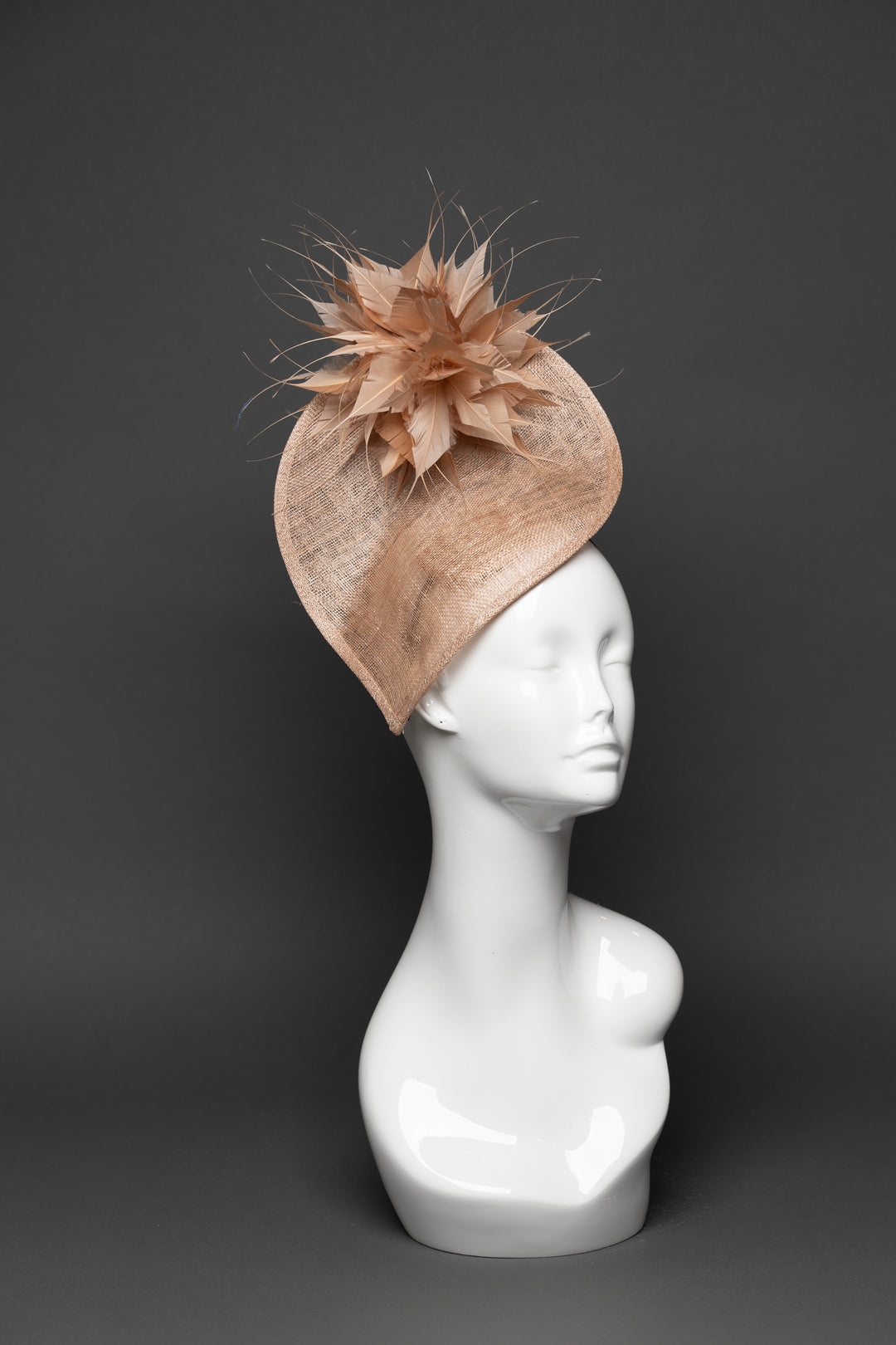 THG3410 - The Hat Girls