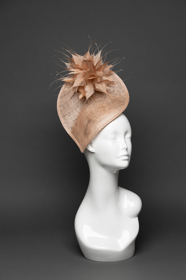 THG3410 - The Hat Girls