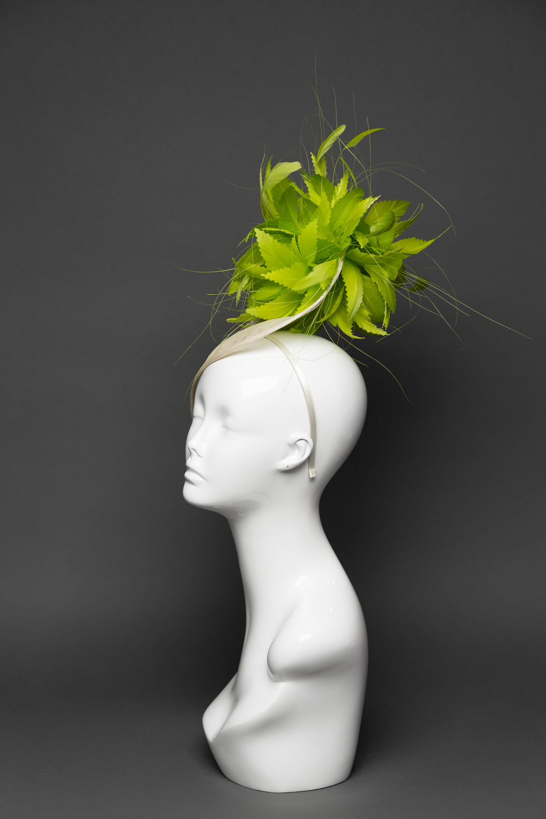 THG3411 - The Hat Girls