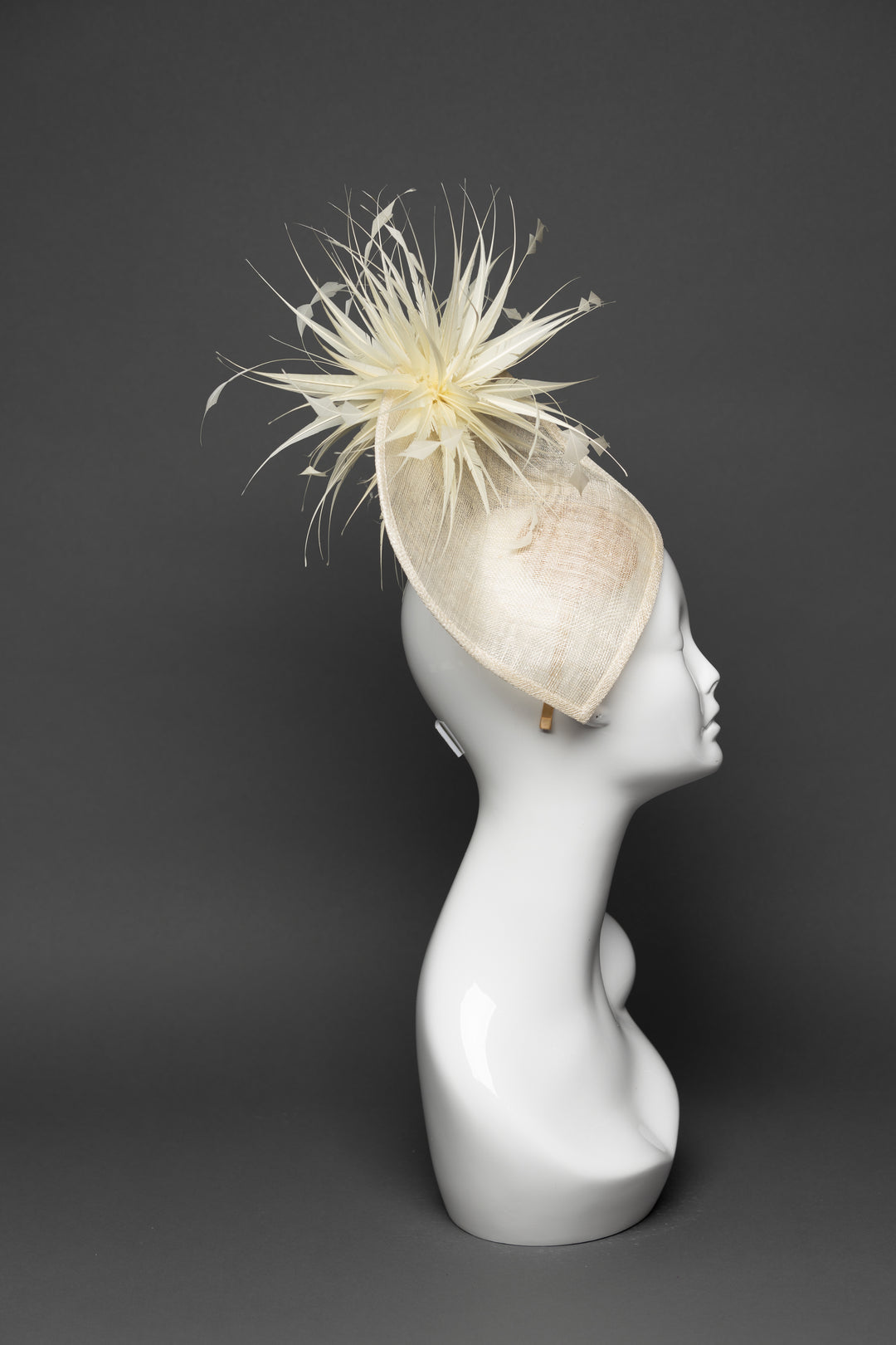 THG3413 - The Hat Girls