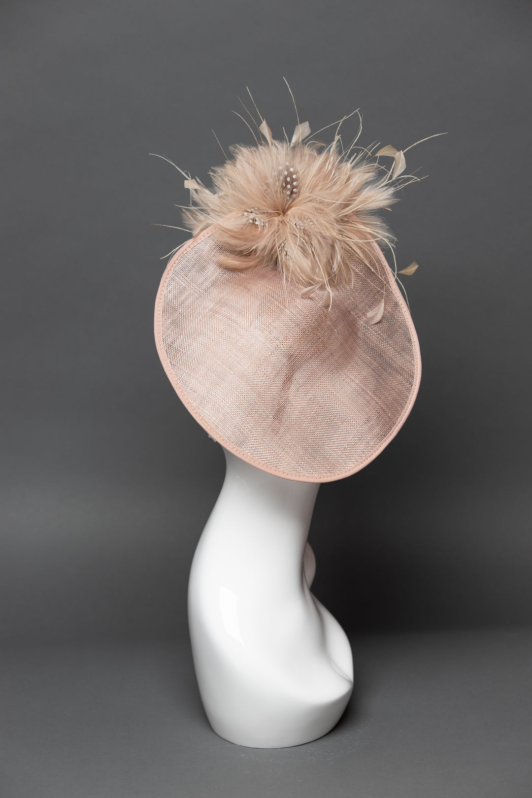 THG3444 - The Hat Girls