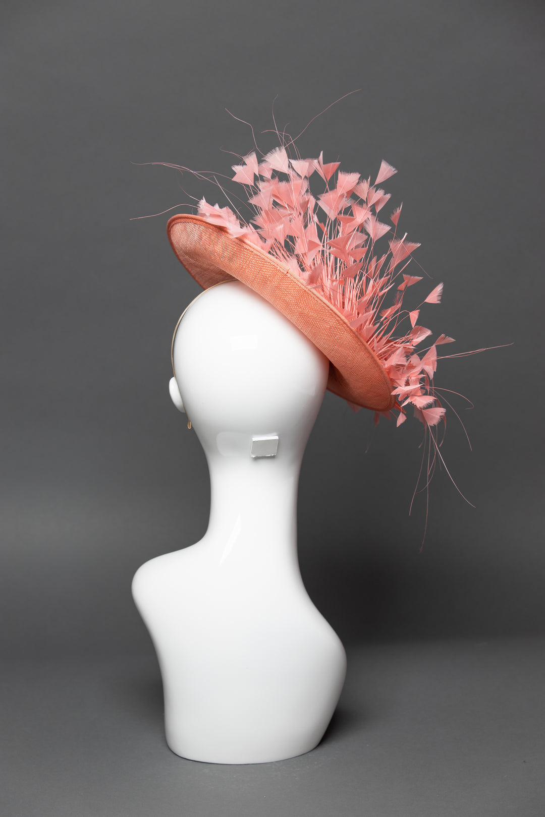 THG3450 - The Hat Girls