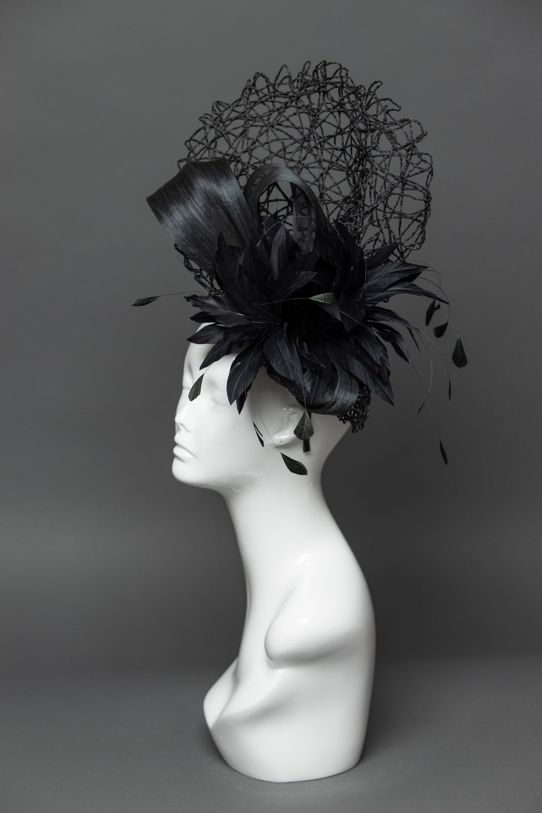 THG3464 - The Hat Girls