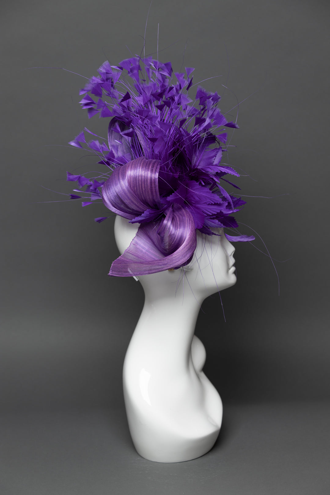 THG3477 - The Hat Girls