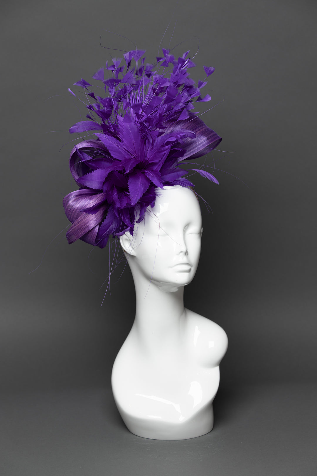 THG3477 - The Hat Girls