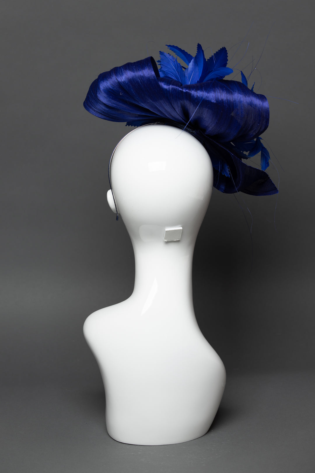 THG3481 - The Hat Girls