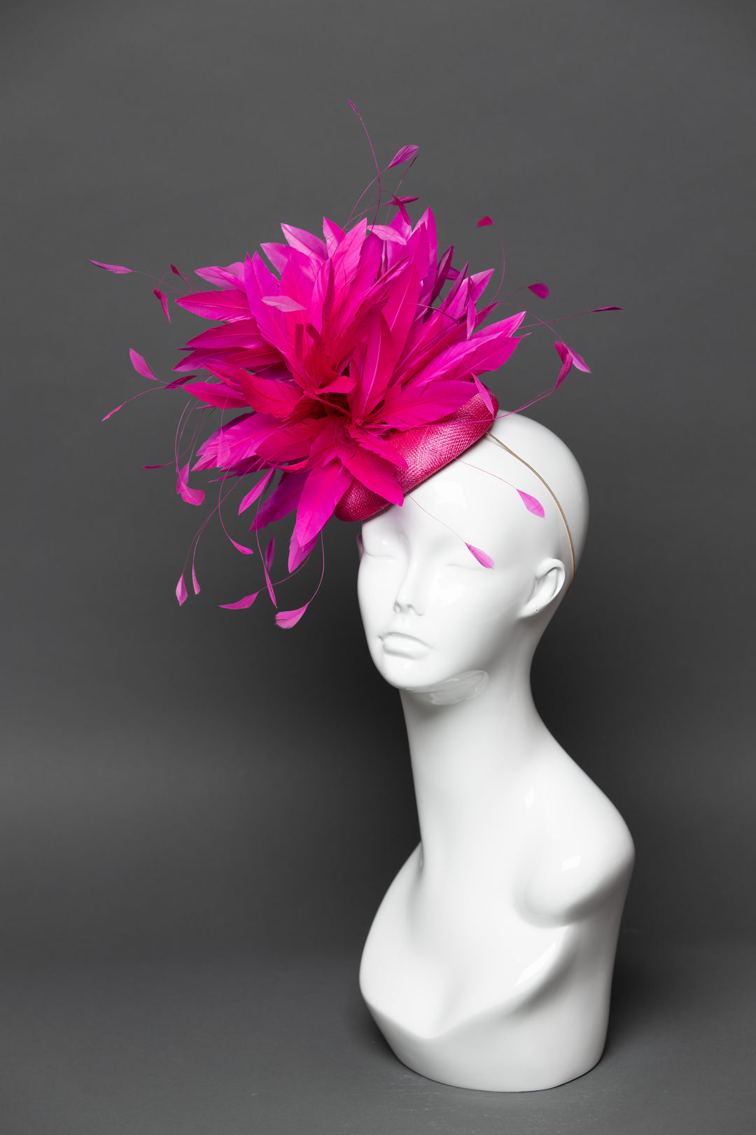 THG3491 - The Hat Girls