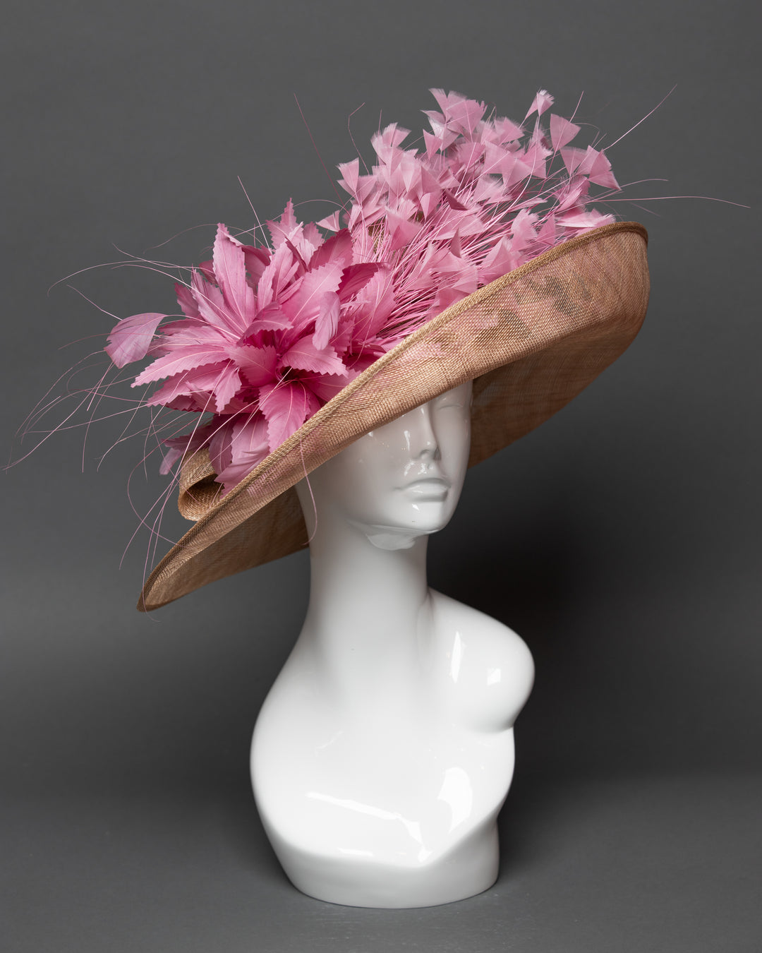 THG3511 - The Hat Girls