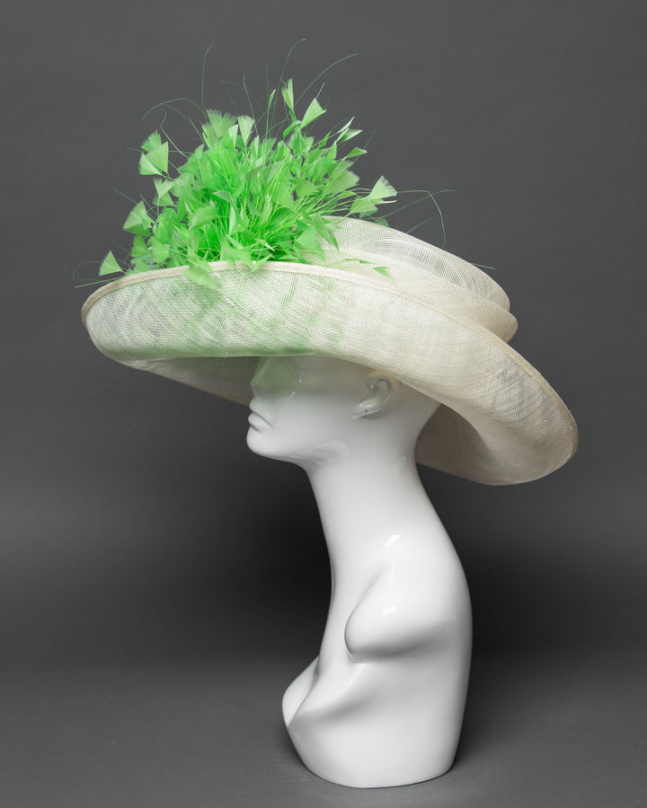 THG3515 - The Hat Girls