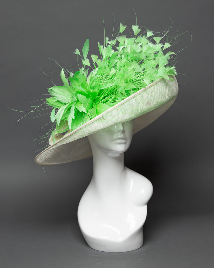 THG3515 - The Hat Girls