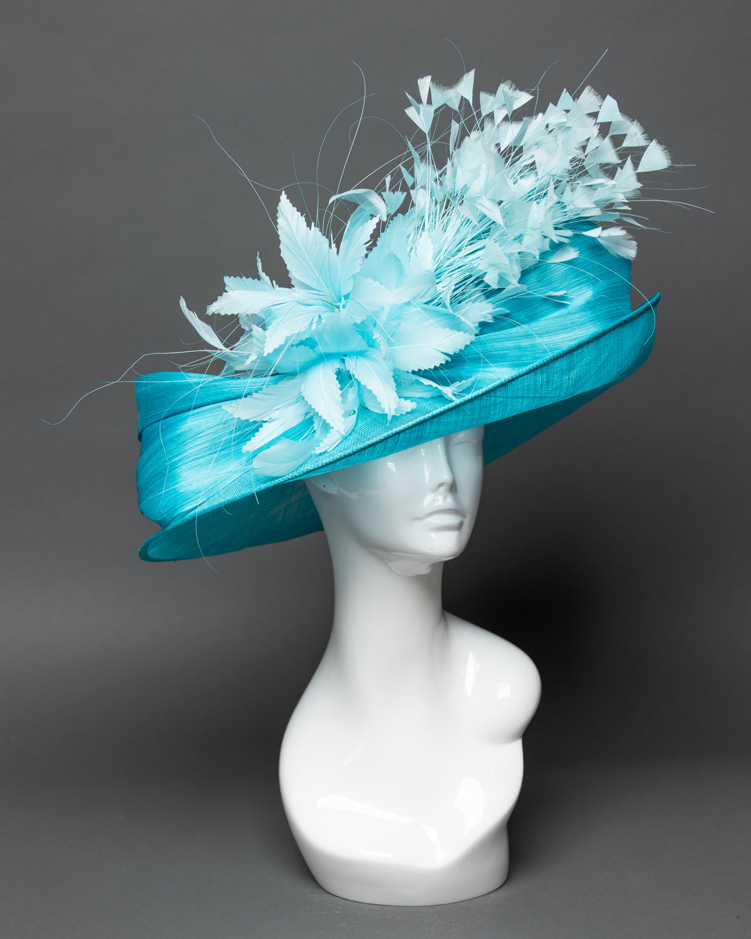 THG3517 - The Hat Girls