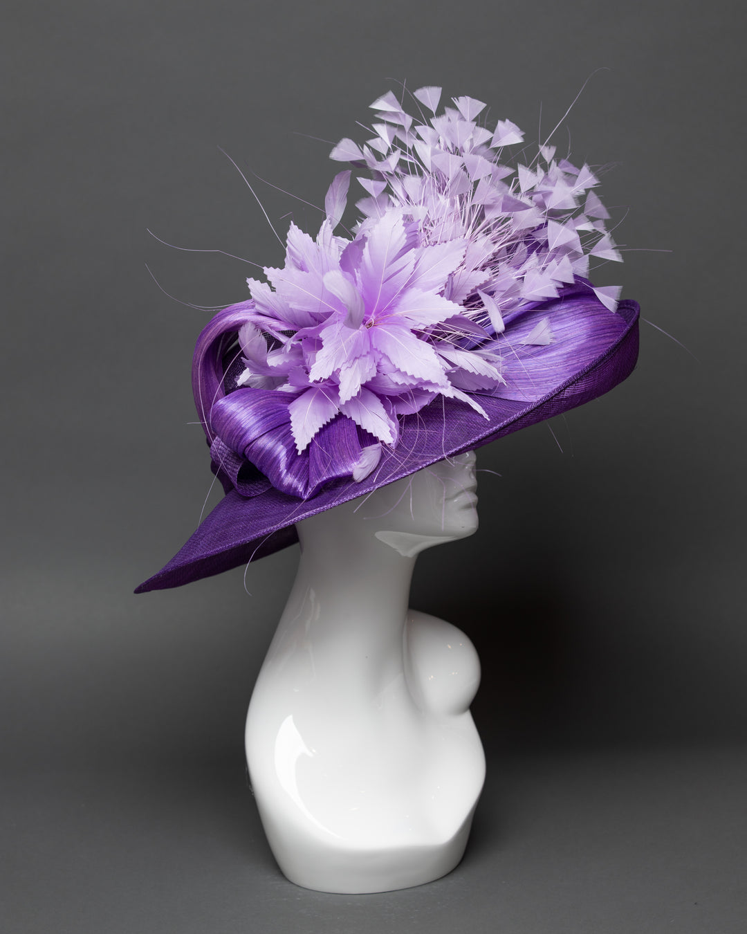 THG3520 - The Hat Girls