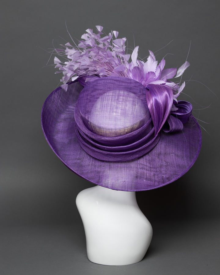 THG3520 - The Hat Girls