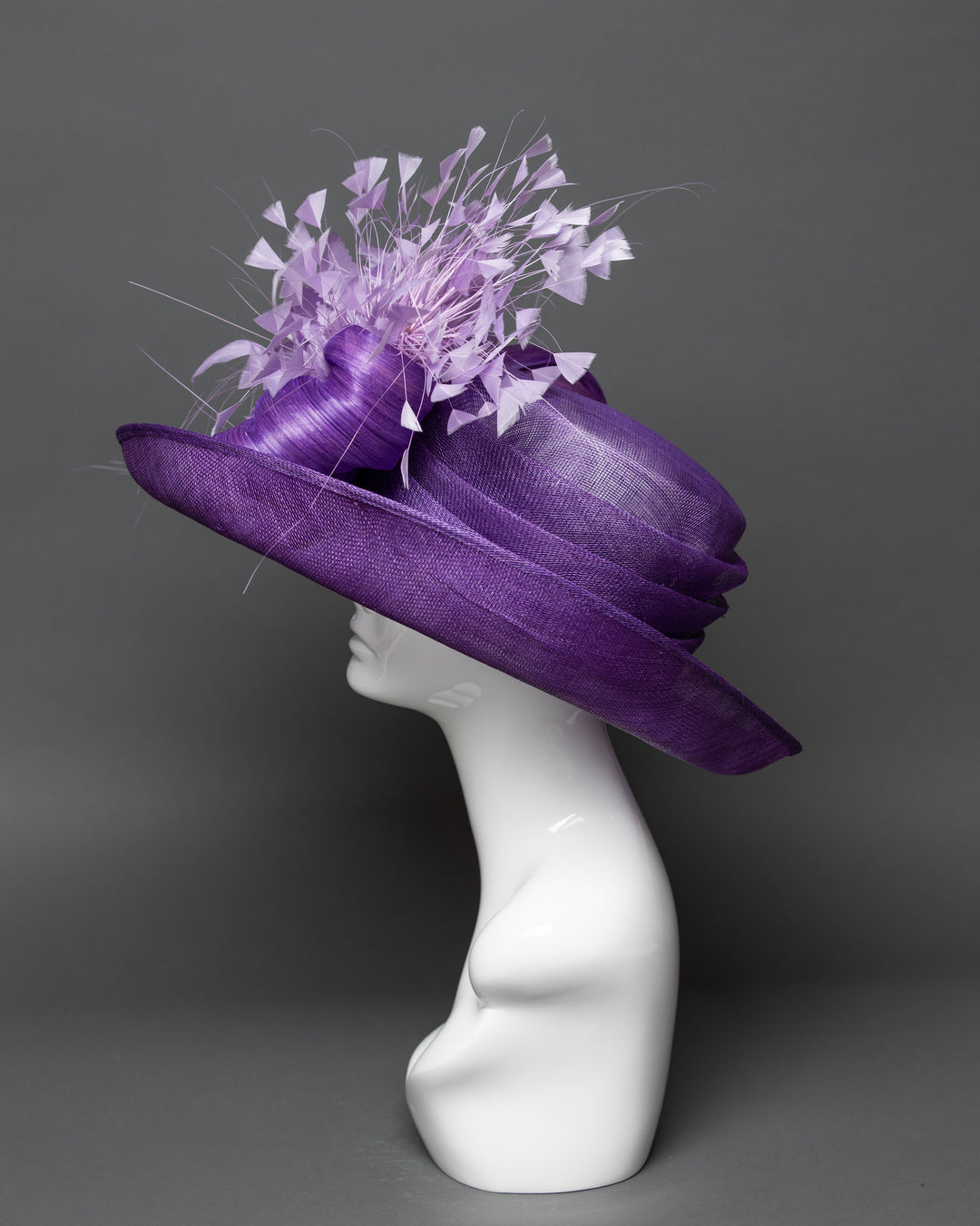 THG3520 - The Hat Girls