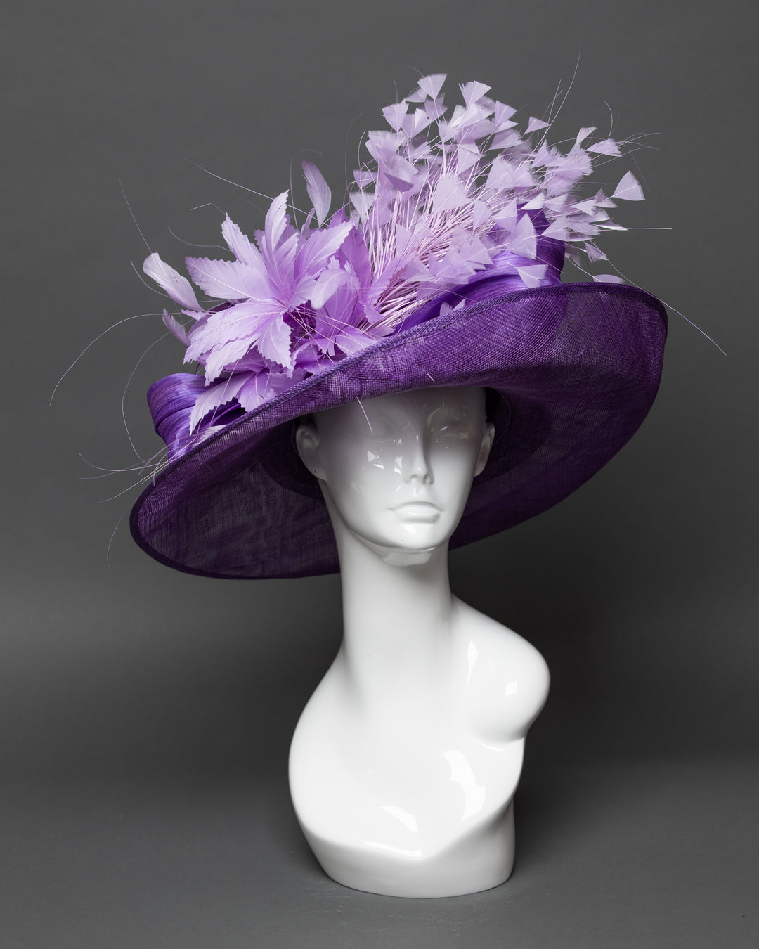 THG3520 - The Hat Girls